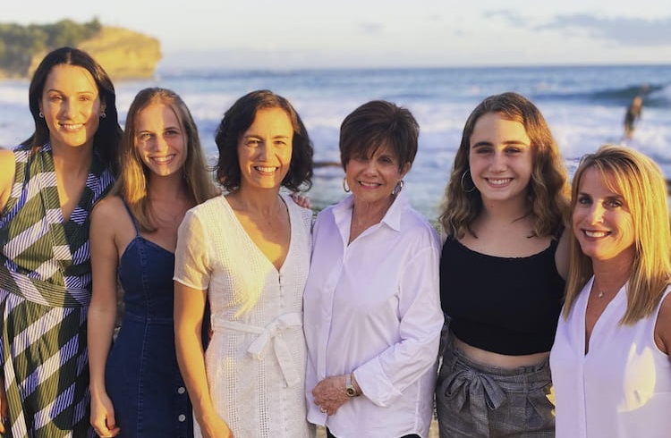 Dana Friedman breast cancer survivor and advocate with women in her family