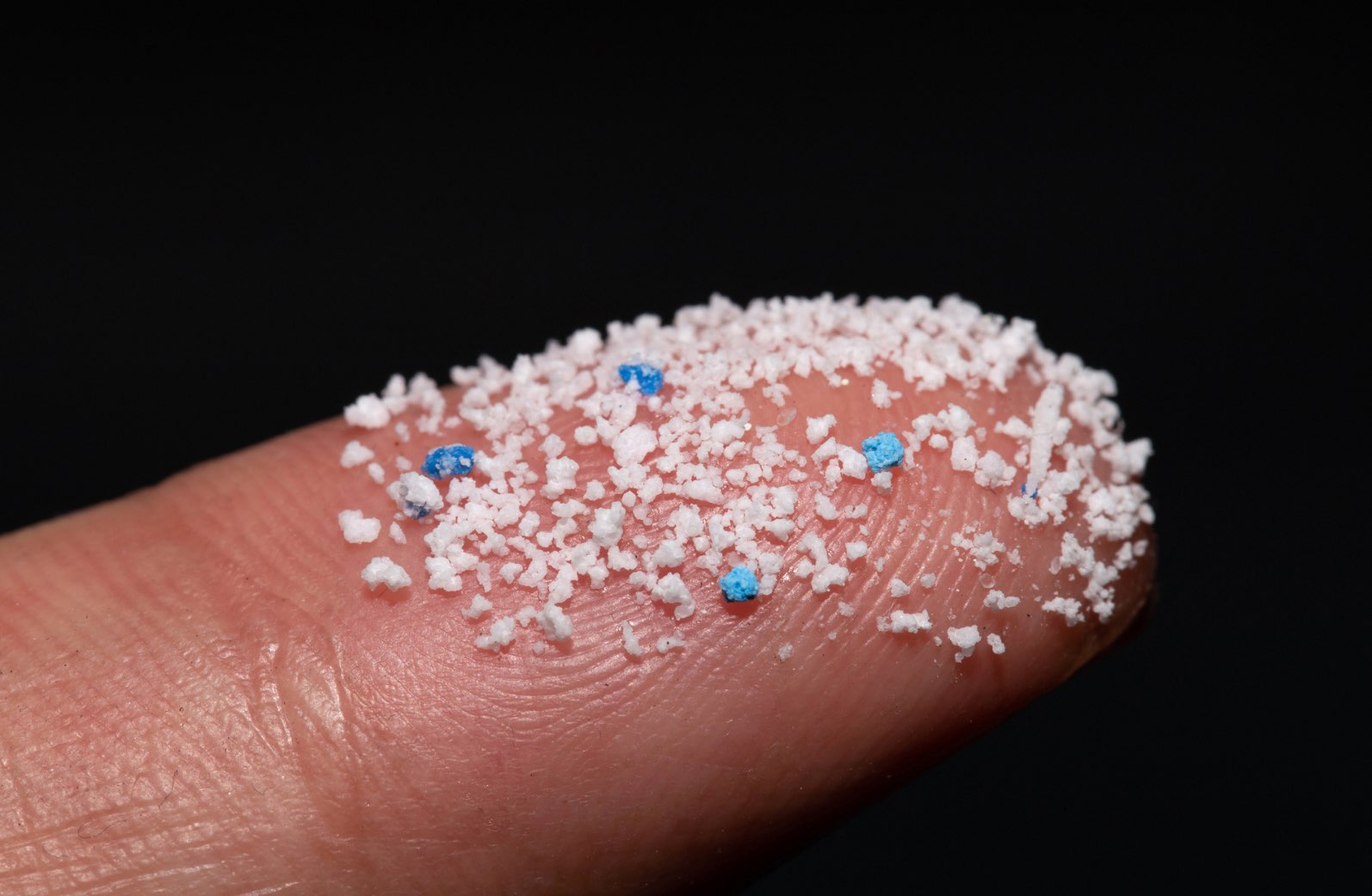 microplastics_3 pfas-sources